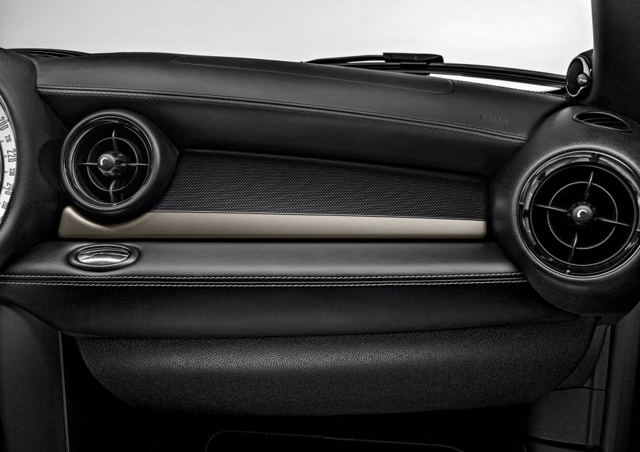  Mini Clubman Cooper S Bond Street Black 2013 года  (фото 6 из 18)